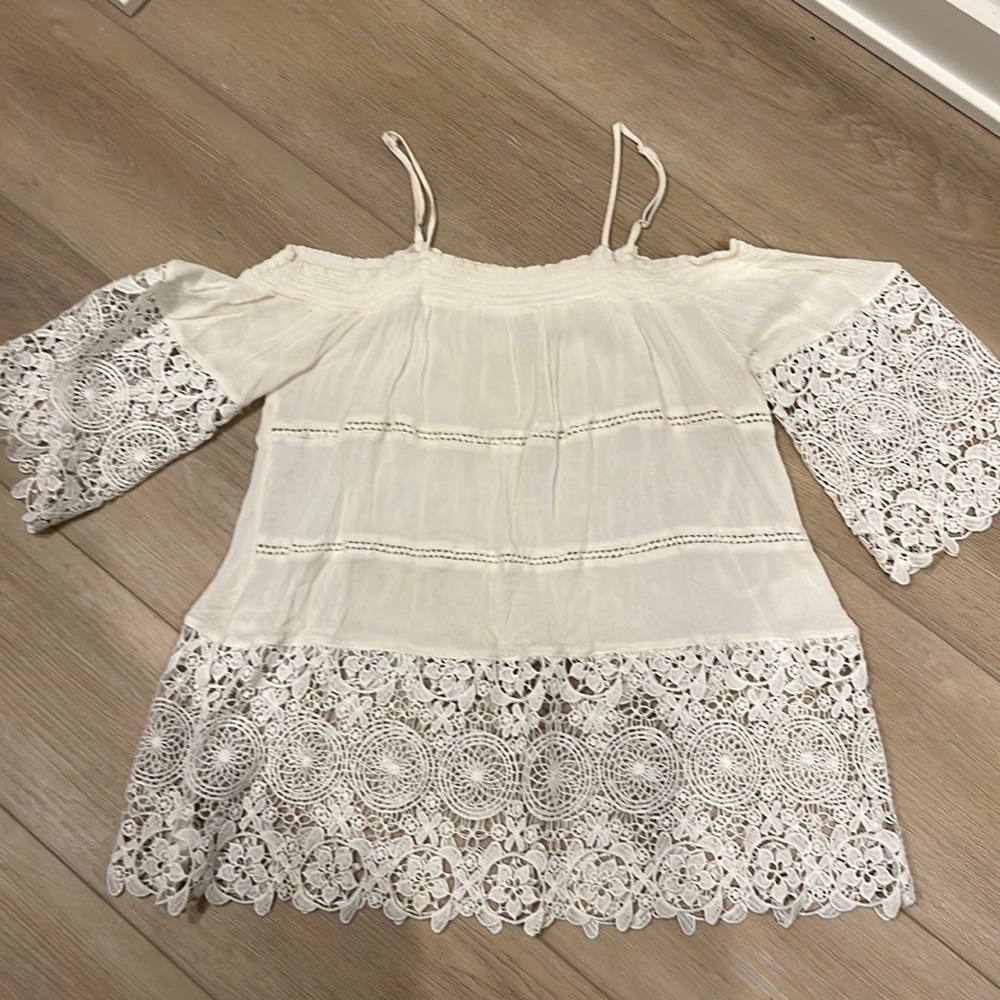 White Lace blouse - L